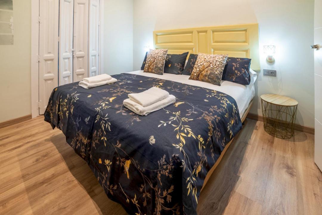 2 Bedrooms 1.5 Bathrooms Furnished - Justicia - Refurbished - Mintystay Мадрид Экстерьер фото